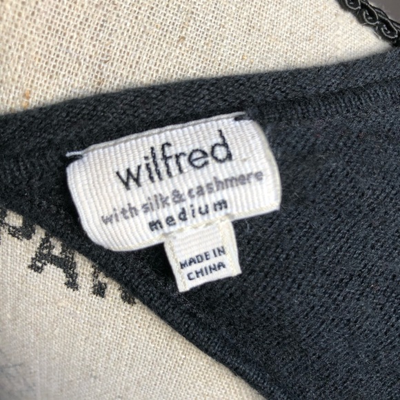 Aritzia Wilfred Silk Cashmere keyhole sweater M - Picture 8 of 8